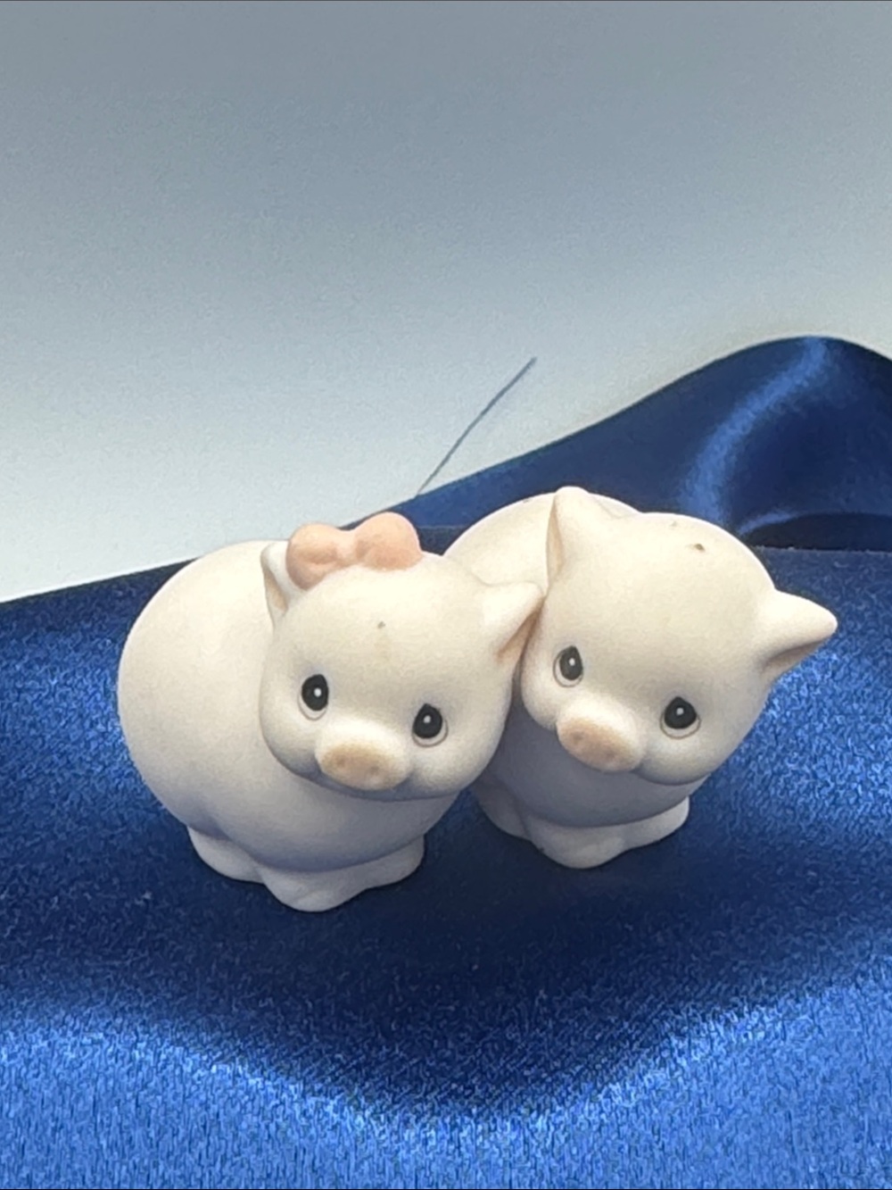 Precious Moments "Two By Two - Pigs" mini figurine, model number 530085.